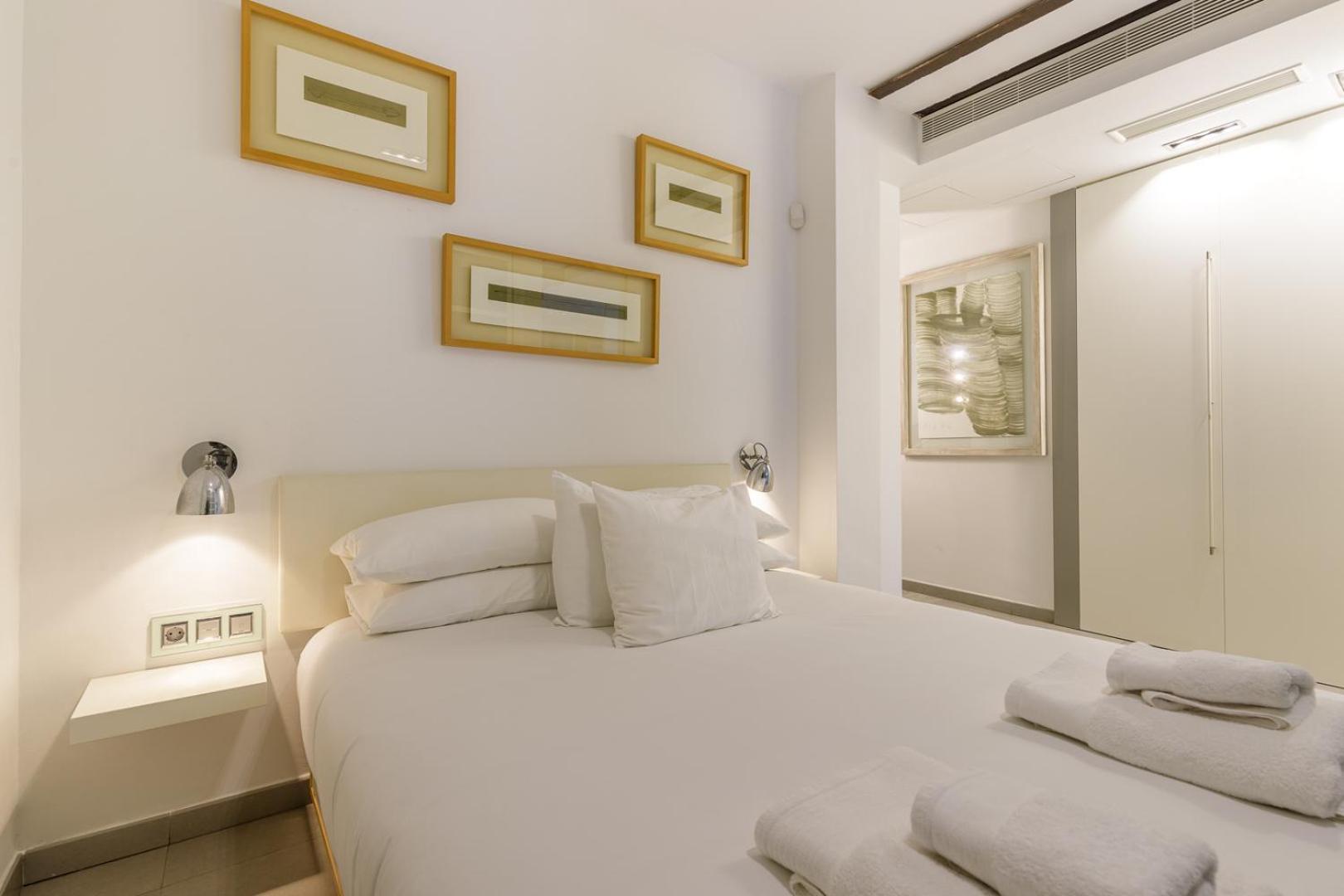 Apartamentos Tribuna マラガ エクステリア 写真